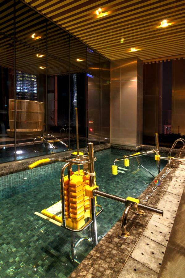ทรอปิคานา เดอะ เรสซิเดนซ์ เคแอลซีซี บาย ลักชัวรี สวีท Apartment กัวลาลัมเปอร์ ภายนอก รูปภาพ